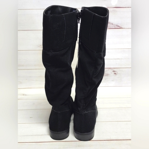 Black Knee-High Women's Boots - Picture 4 of 11